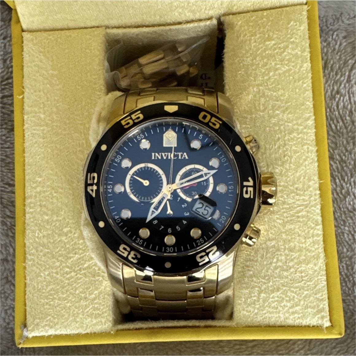 Invicta Pro Diver Men’s Quartz Chronograph Date Black Dial Gold 48mm 200m