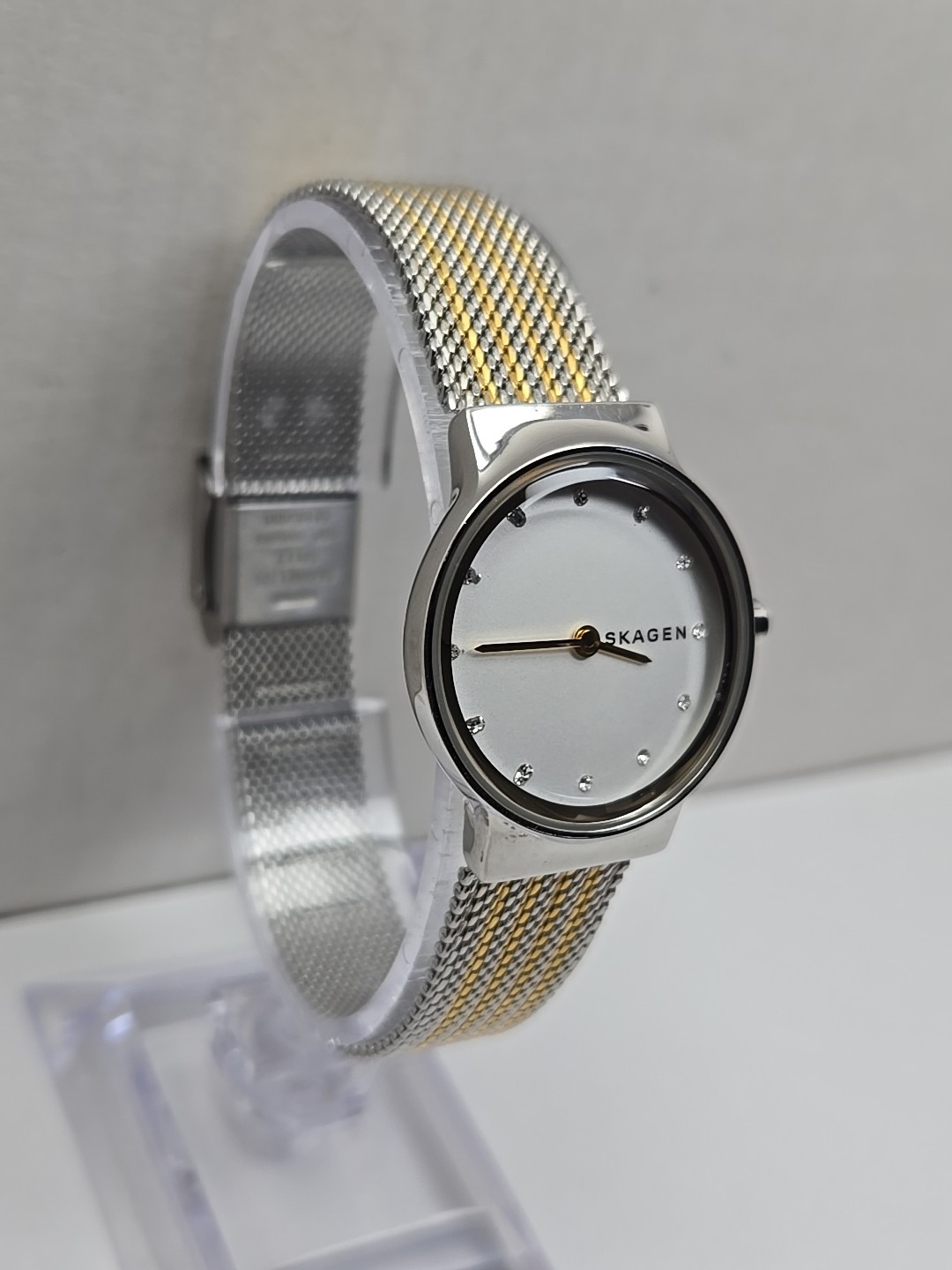 Skagen Freja Gold Silver Two Tone Mesh Crystal Dial Womens Watch New Battery