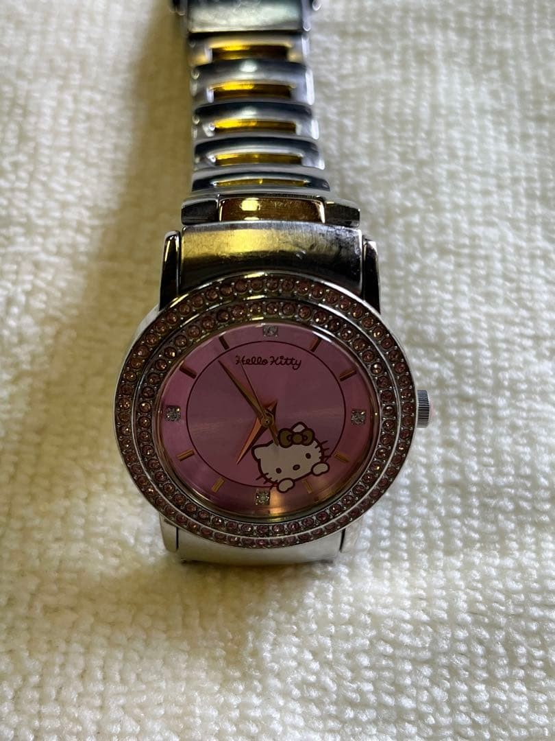 Hello Kitty Limited Edition Celebrity Watch Swarovski Diamonds Used Battery