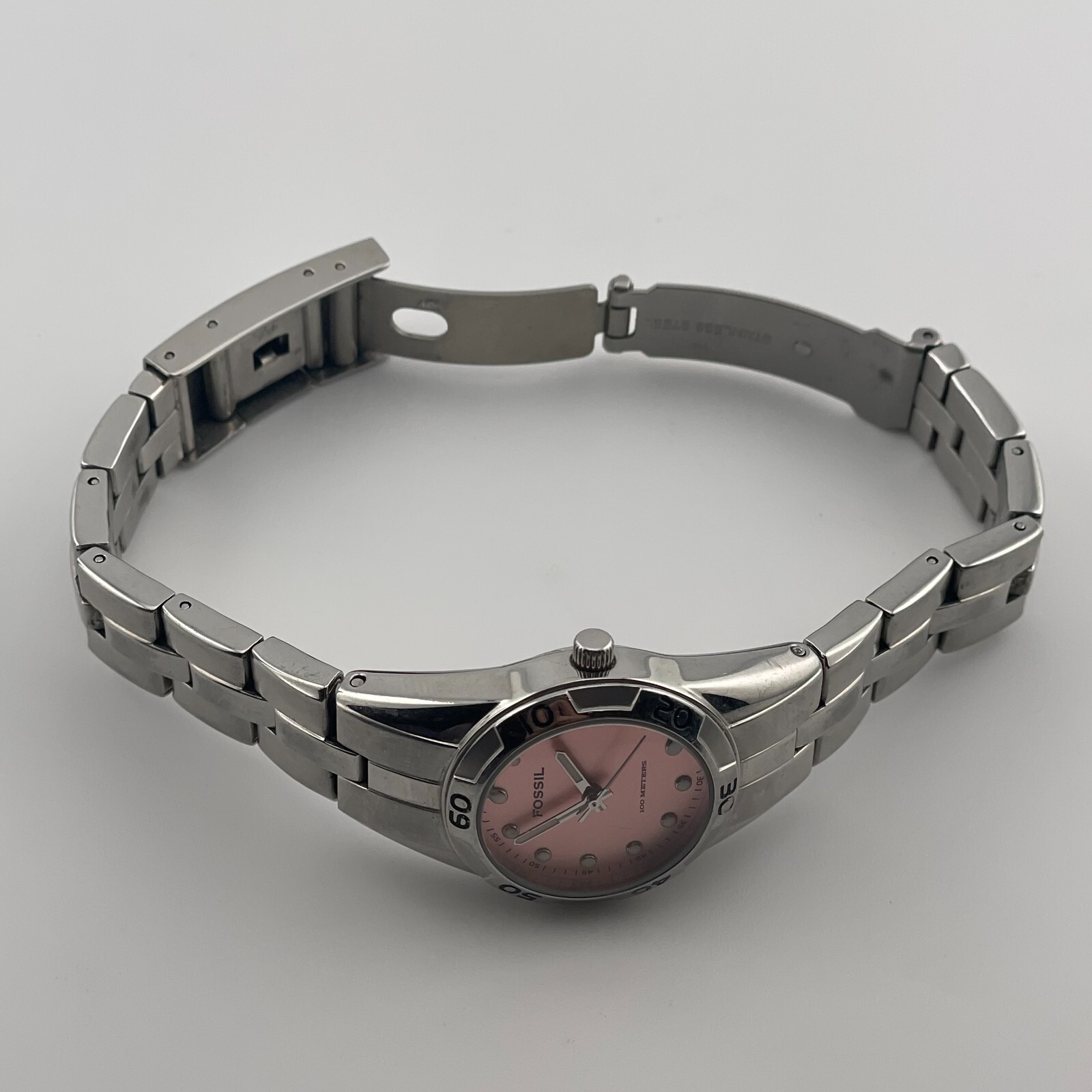 Fossil Blue Watch AM-4123 Womens Date 26mm Case Pink Dial Quartz Three Hands