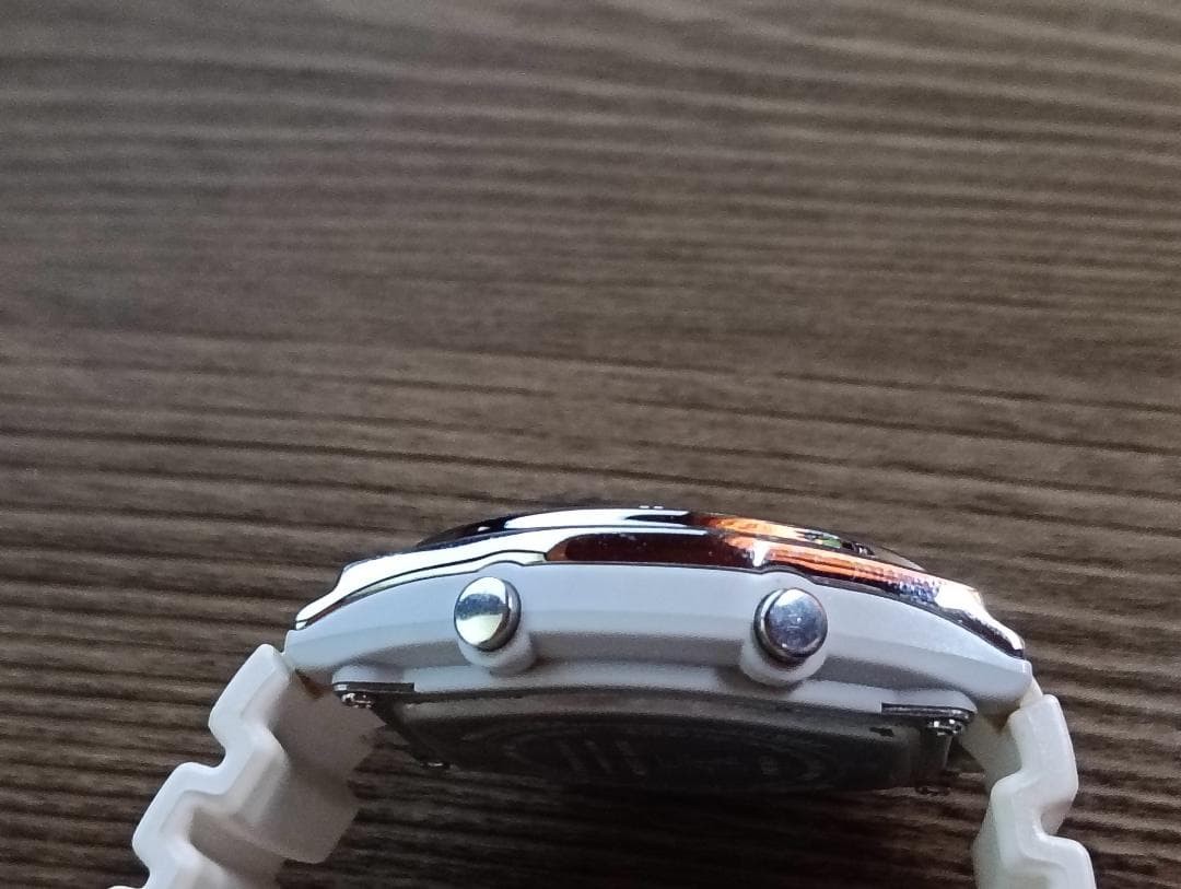 CASIO Wave Ceptor Solar Radio-Controlled Watch LWA-M142