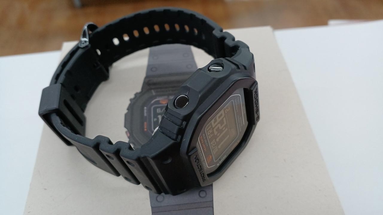 Mobile Link Compatible G SHOCK Model Number DW H5600 CASIO