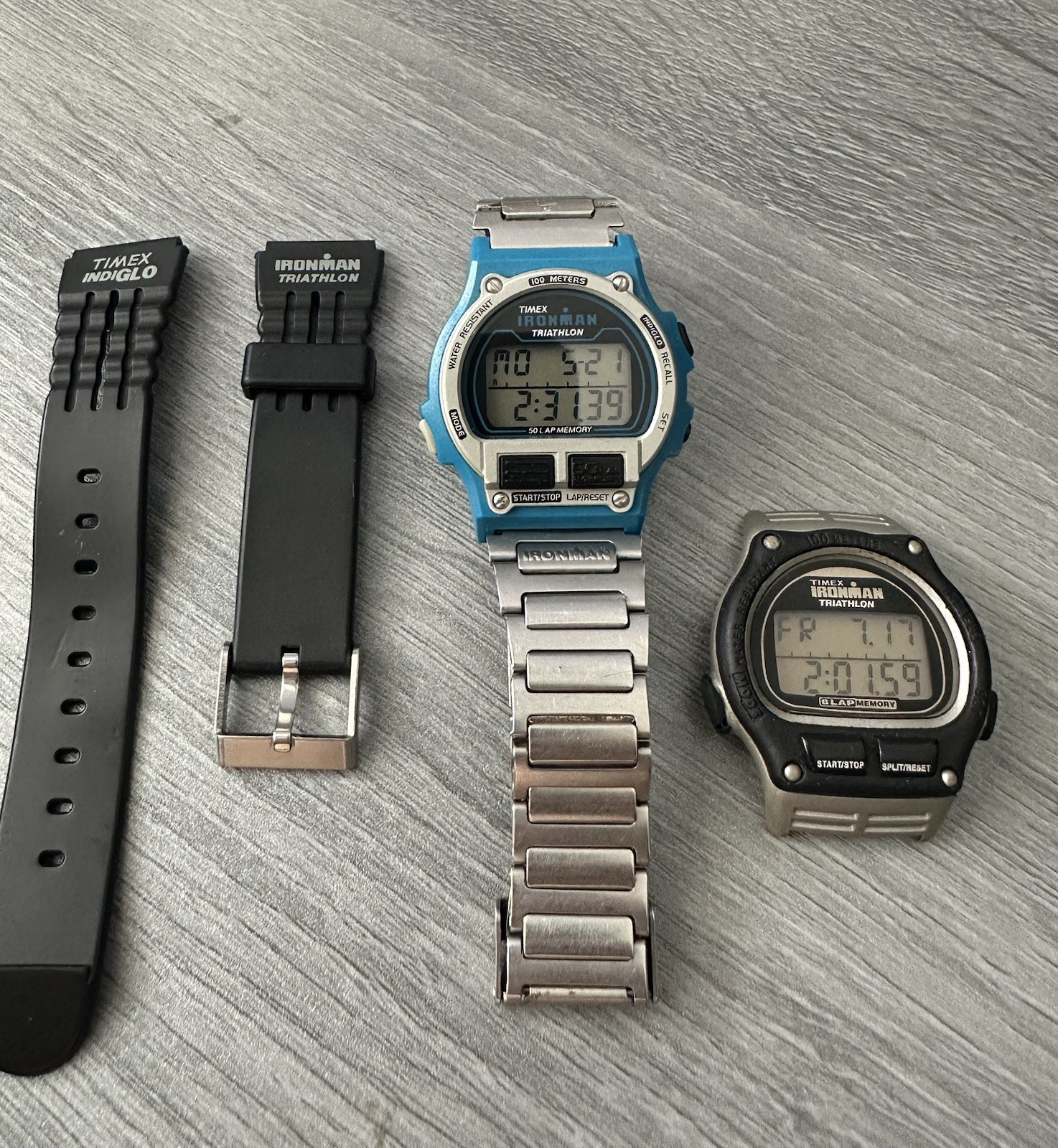 Rare Vintage Men’s Timex Ironman Blue Original Steel Band 50 Lap Working (2)