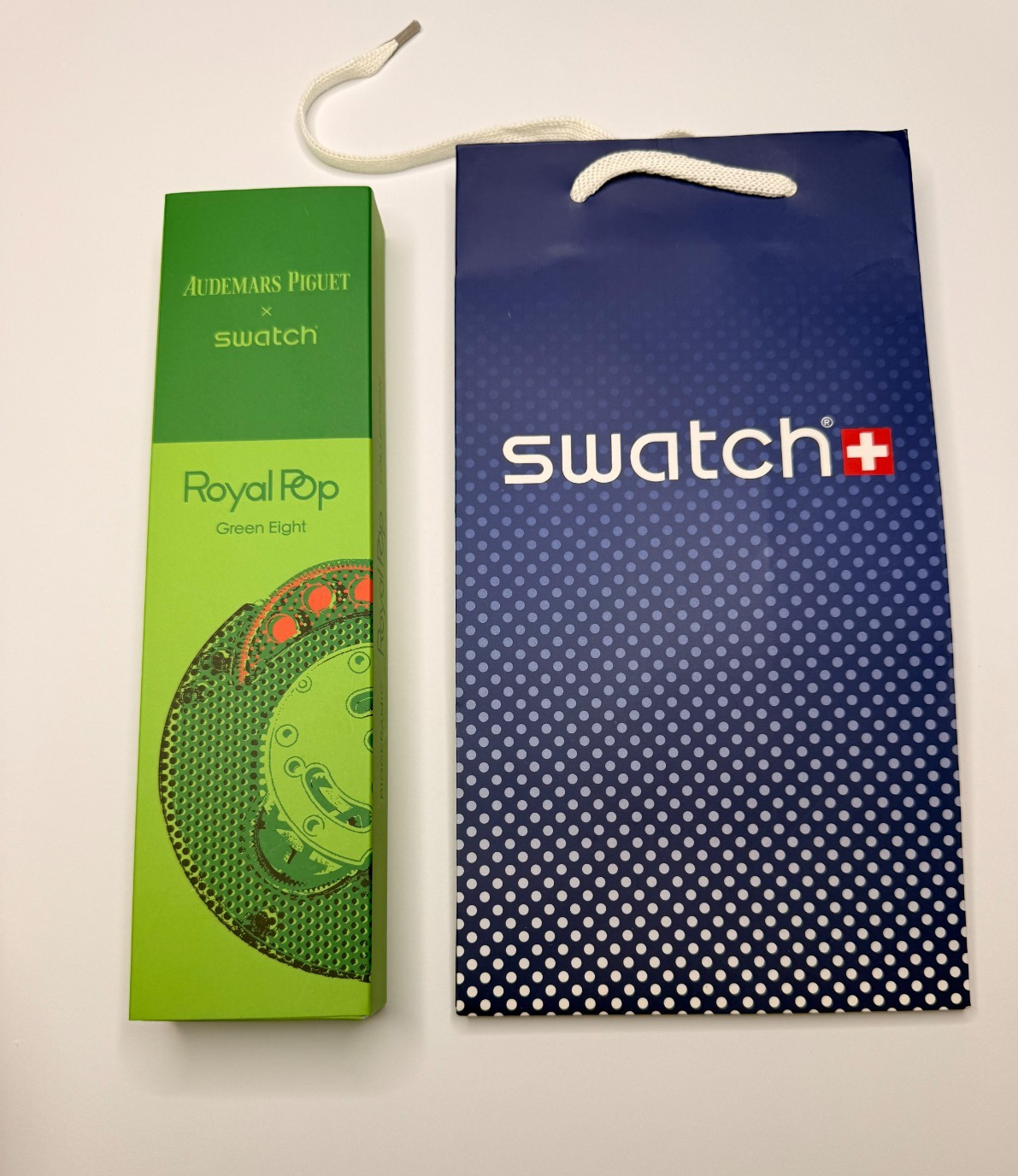 Royal Pop Green Eight AP X SWATCH SSX03G100N