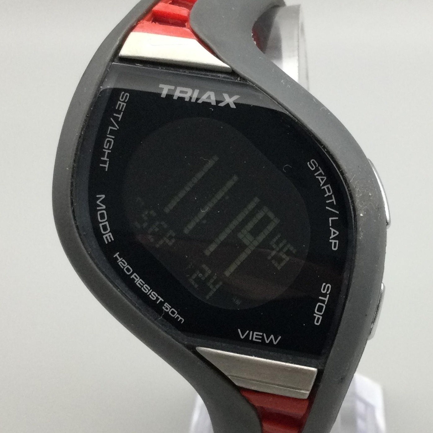 Nike Triax WR0086 Mens Watch 40mm Black Digital Gray Red Sport WR50M Day Date