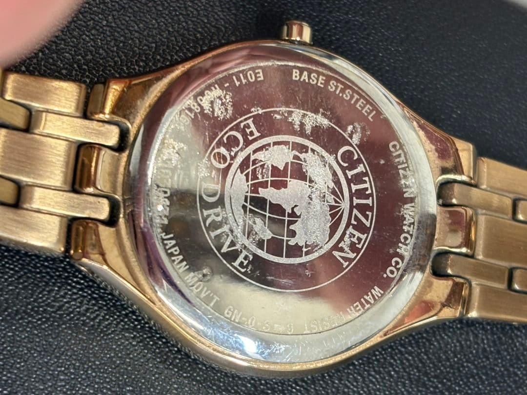 CITIZEN Eco-Drive Watch, Gold, e011 r008161
