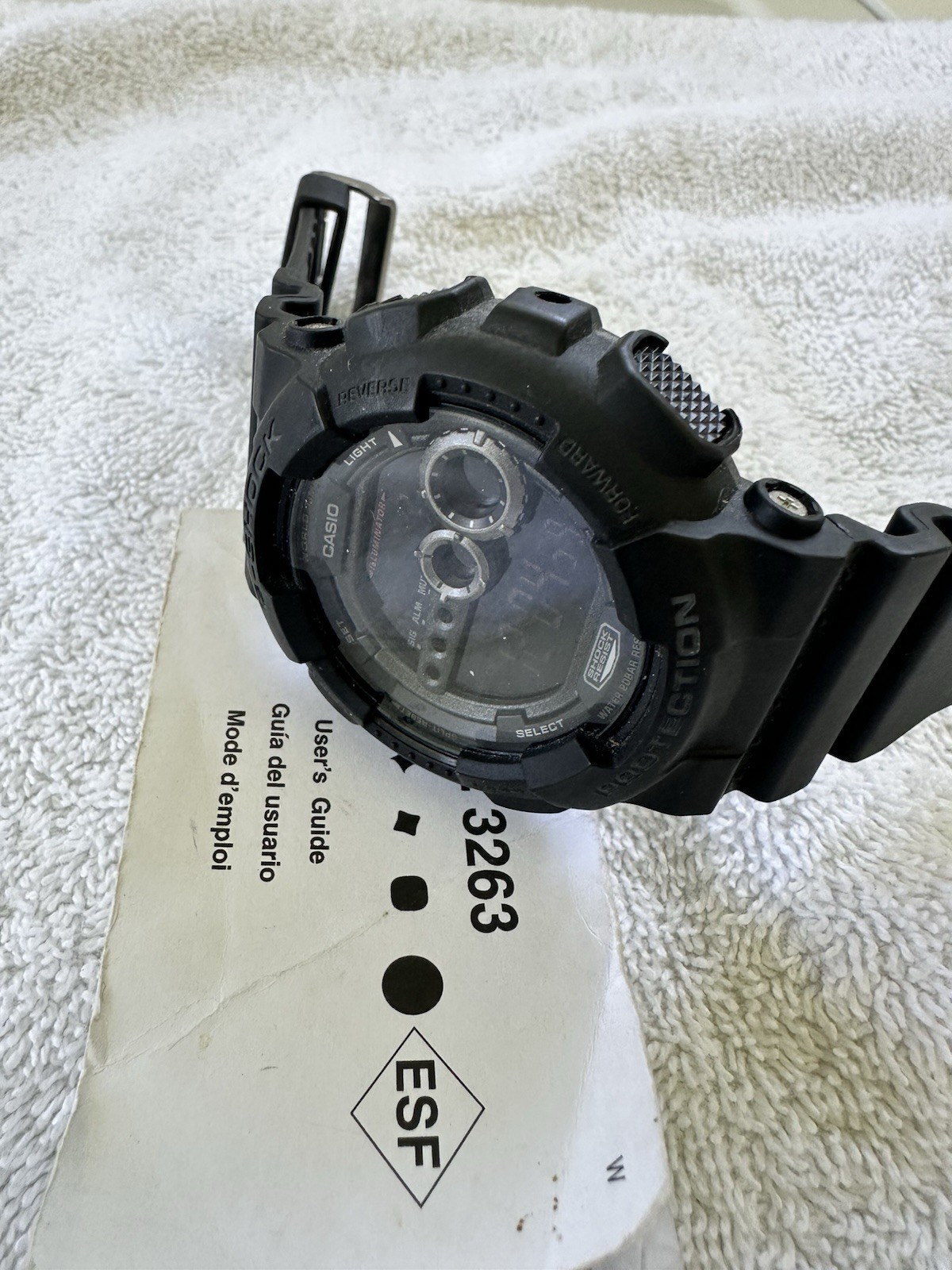Casio G-SHOCK GD-100 Digital Men’s Wristwatch Black Quartz 200m Shock-Resistant