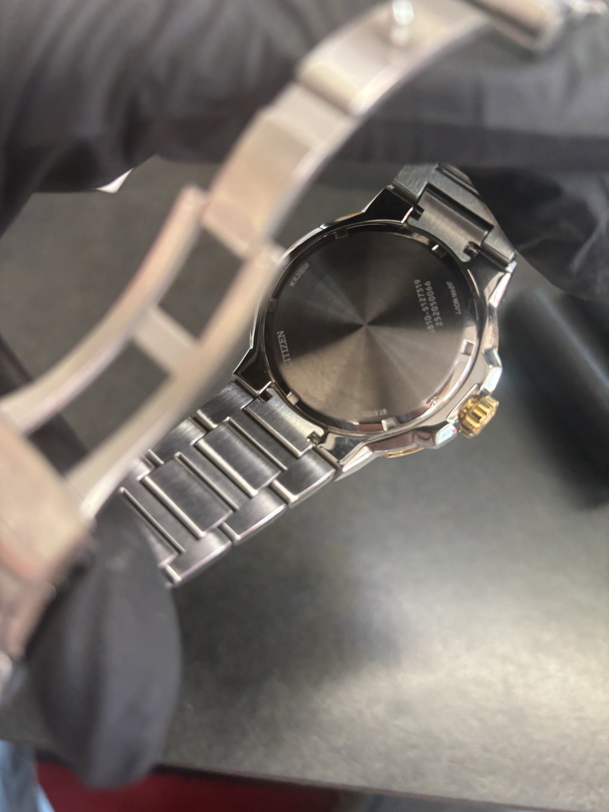 Citizen Eco-Drive AW1426-59E Diver — Solar WORKS- Two Tone 200M Water Resistant