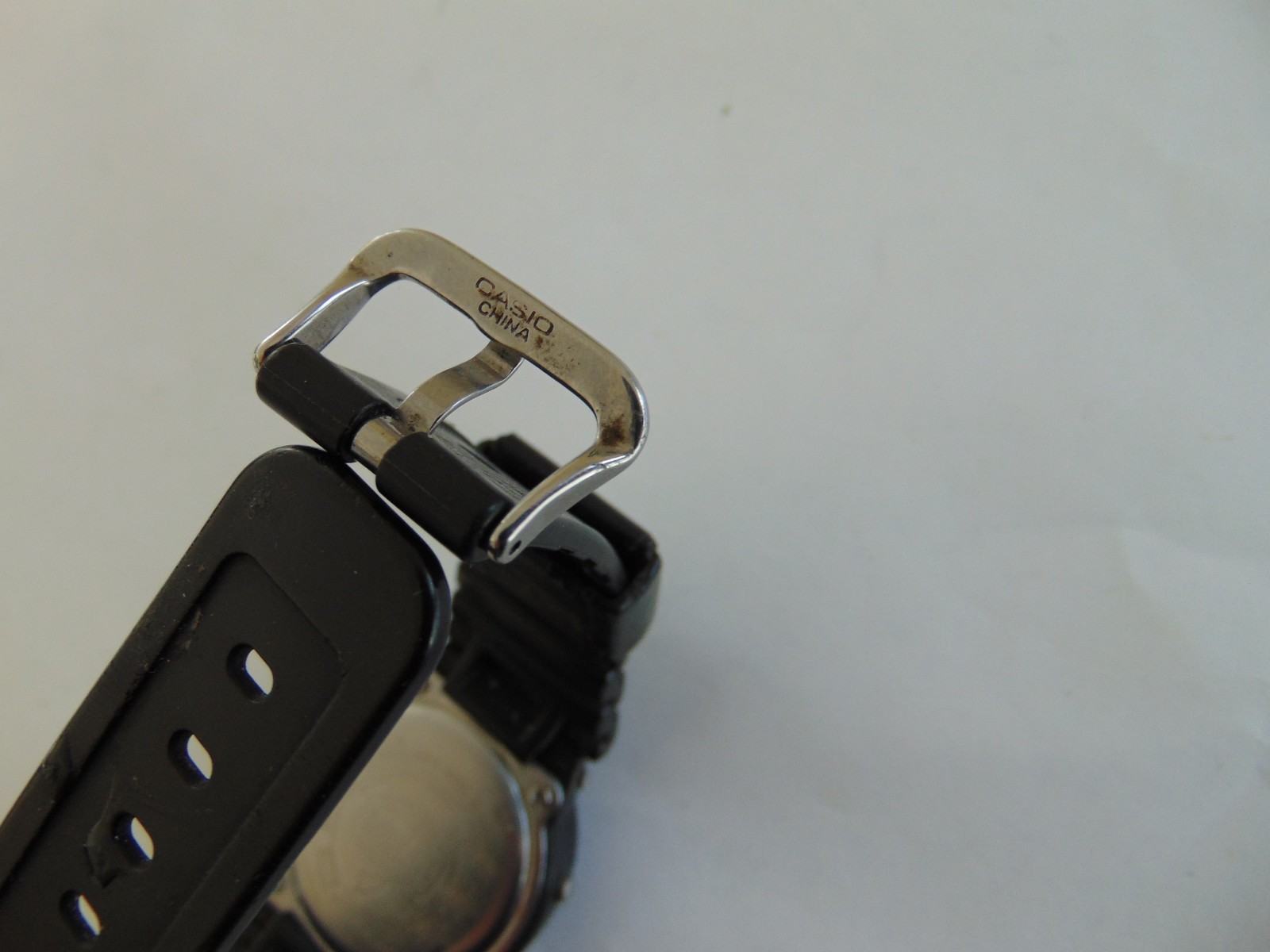 Vintage Casio G-Shock DW-5600E Illuminator Digital Watch 200M Alarm Chrono *READ