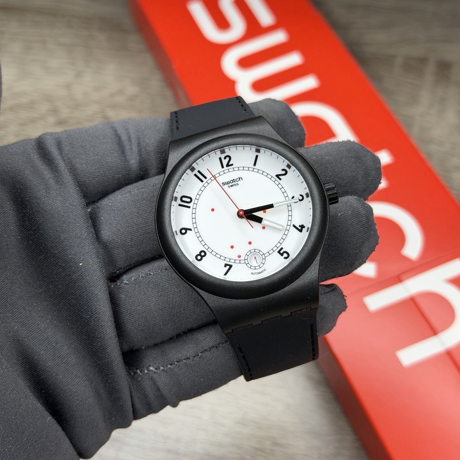 NEW✅AUTOMATIC✅ Swatch SISTEM CHIC Black Silicone Men’s Watch SUTB402