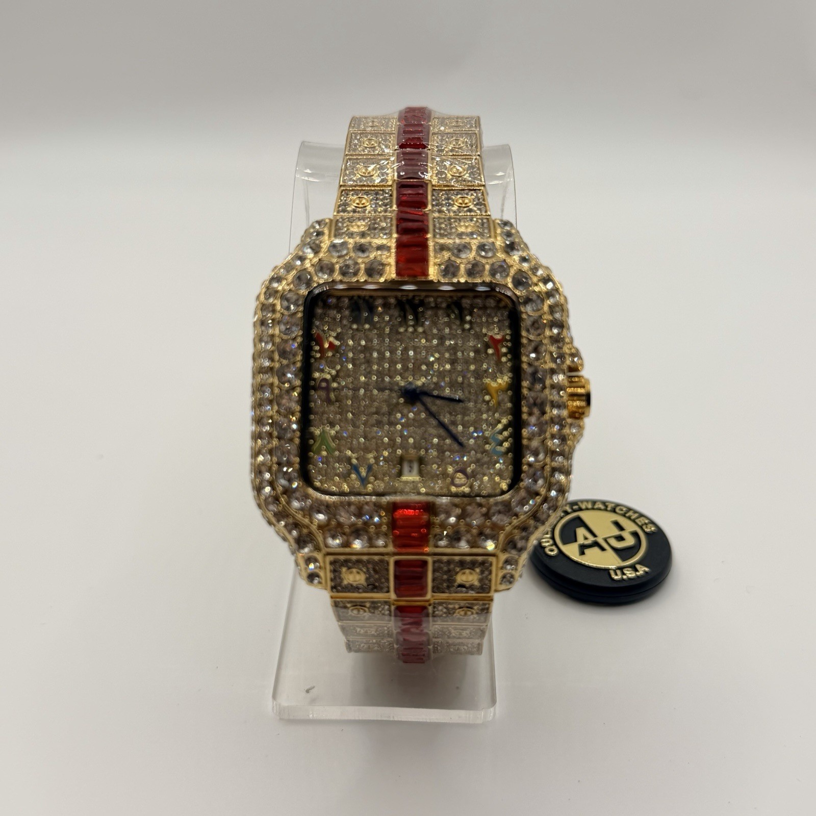 Luxury Square Gold Red Metal Wristwatch Diamond Pattern Roman Numerals Bracelet