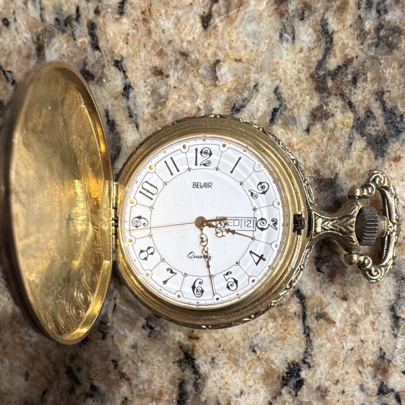 Belair Quartz Hunter Pocket Watch w/ Chain Day Date Hunting Scene Needs Battery