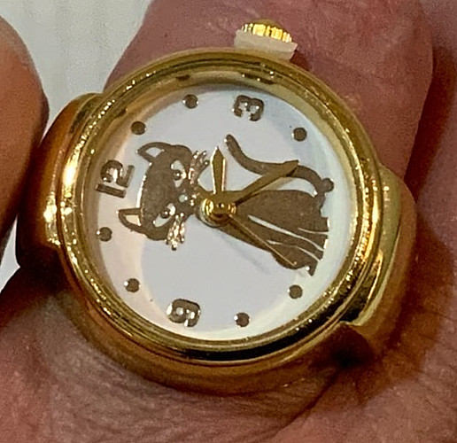 Golden Cat Quartz *Ring Watch*