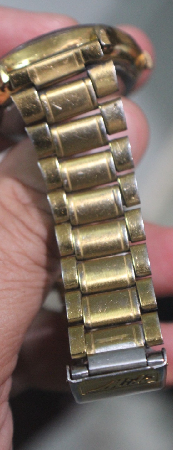 Vintage MIDO Commander Ocean Star Datoday Automatic Men’s Watch