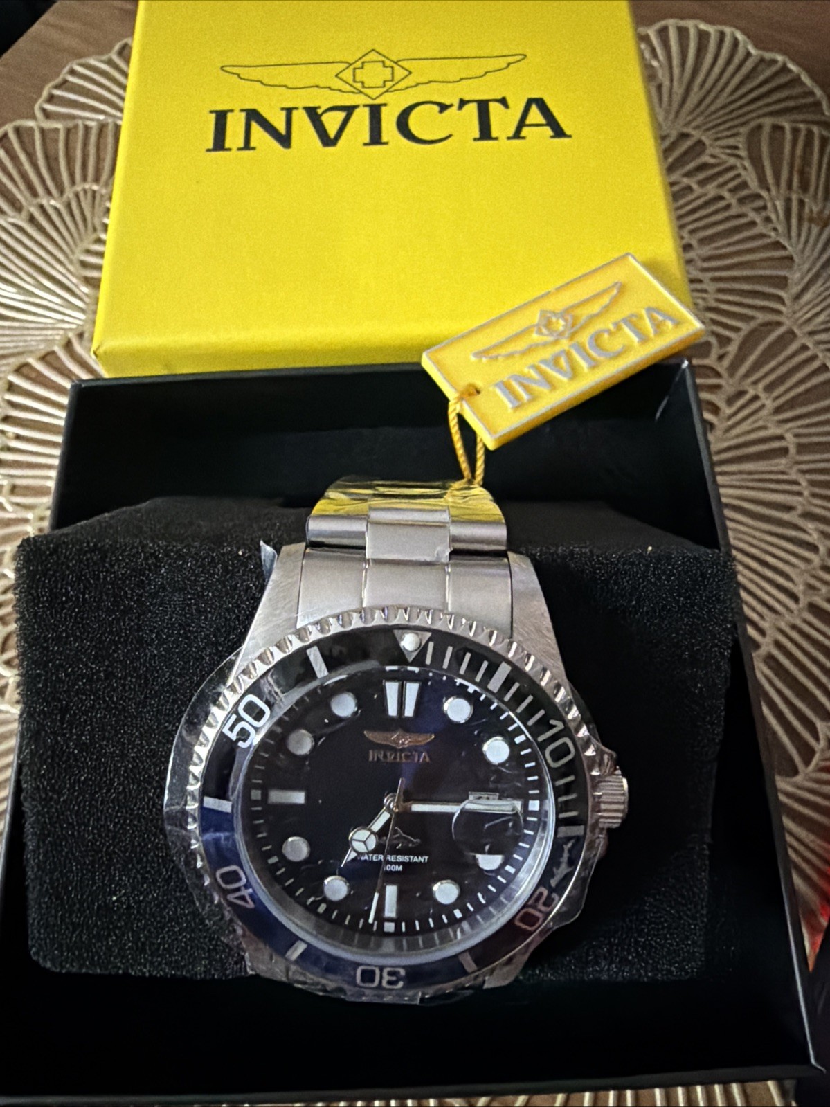 44716 – Invicta Pro Diver Black and Blue Dial 43mm – Men’s