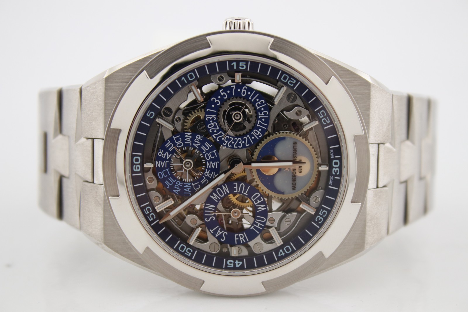 Vacheron Constantin Overseas Perpetual Calendar Skeleton Ultra-thin 18k WG 4300V