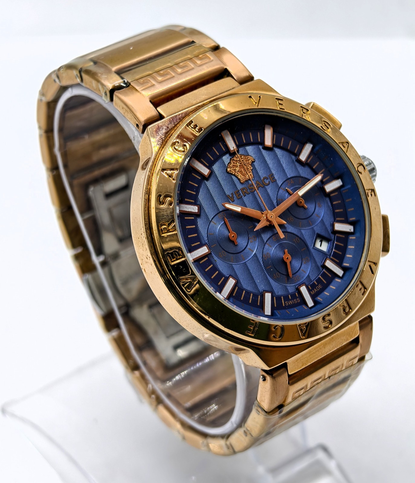 Fantastic Versace Chronograph Date Indicator Fix Bezel Men’s Wrist Watch