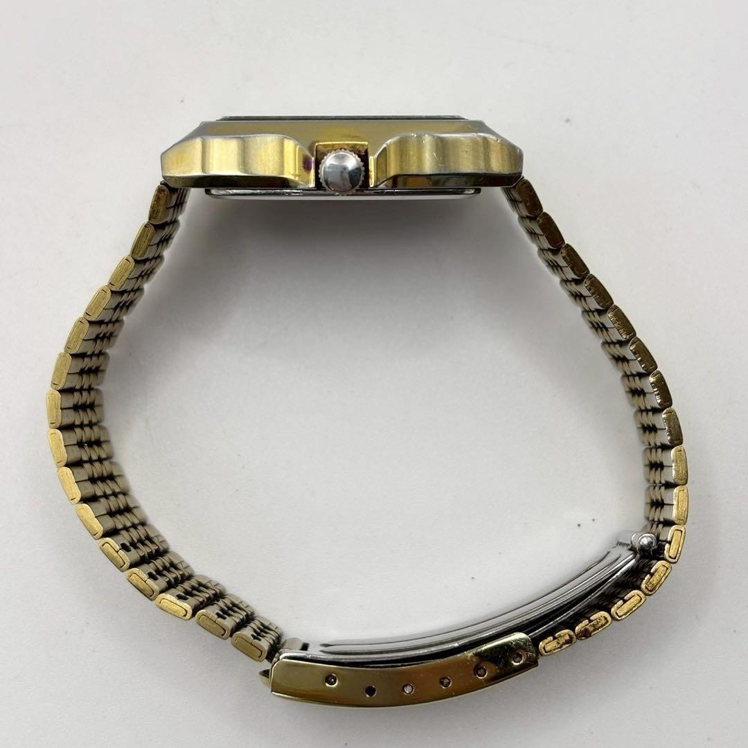 [Working] SEIKO chronos Day-Date Tonneau-shaped Men’s Watch Quartz