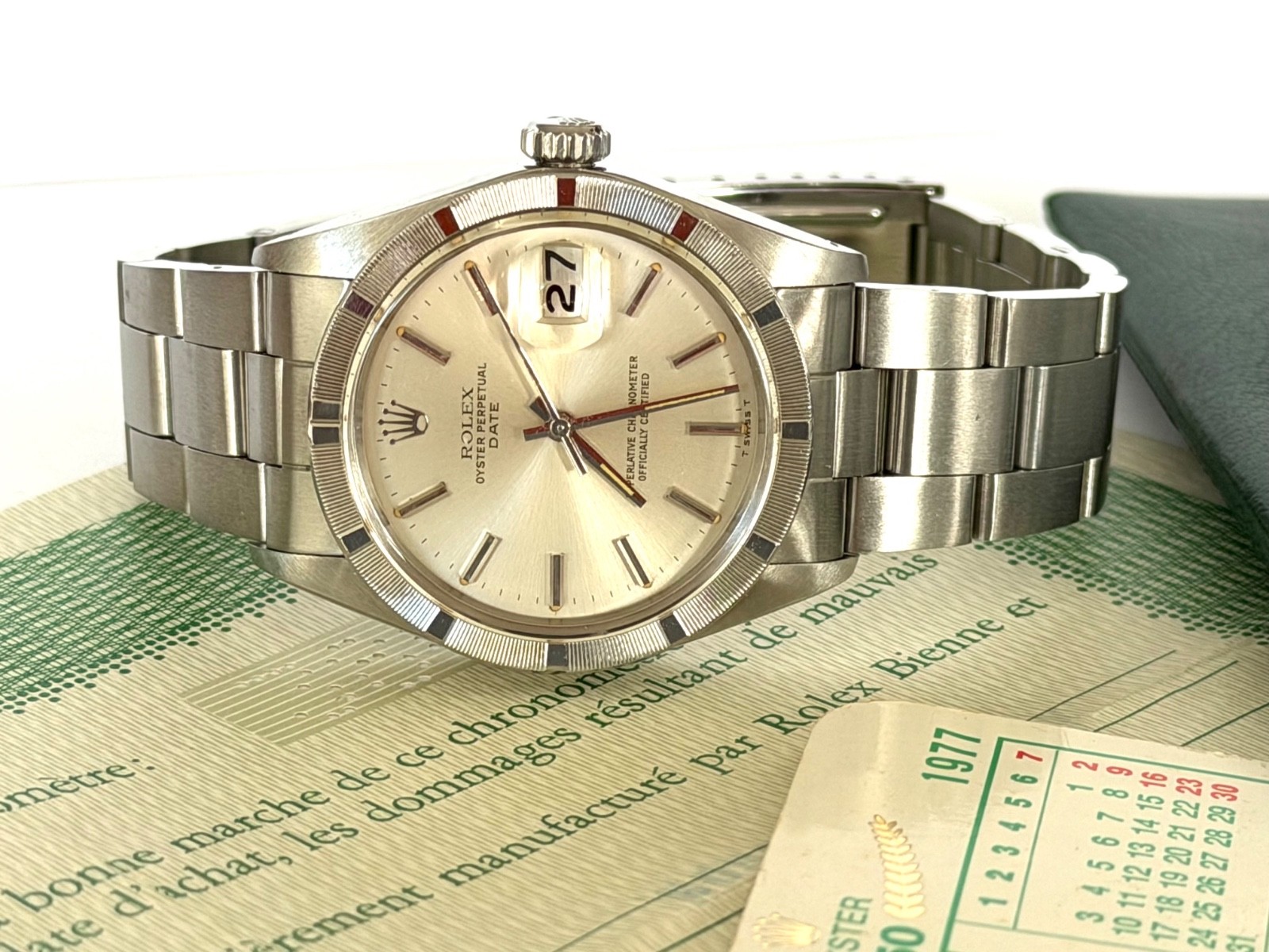 ROLEX VINTAGE WATCH DATE WITH PAPERS