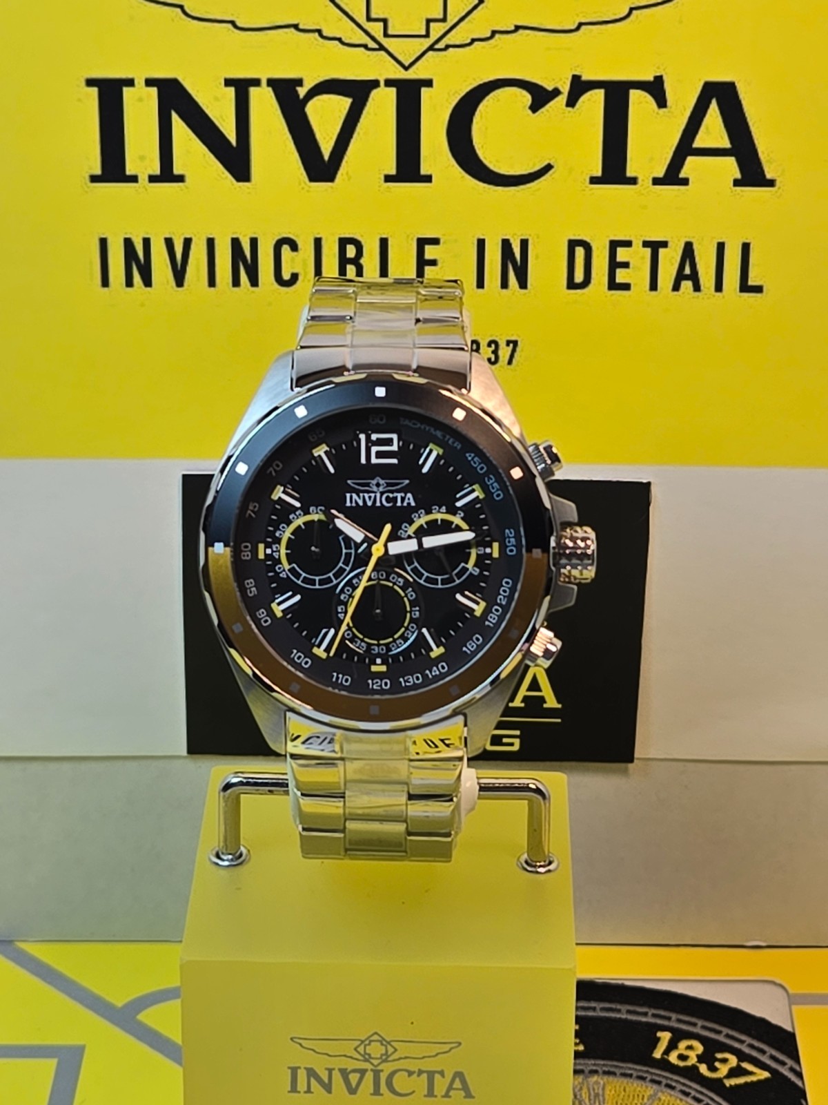 Invicta Special Edition Replica Racing Car w/ Invicta 44mm Speedway Bundle