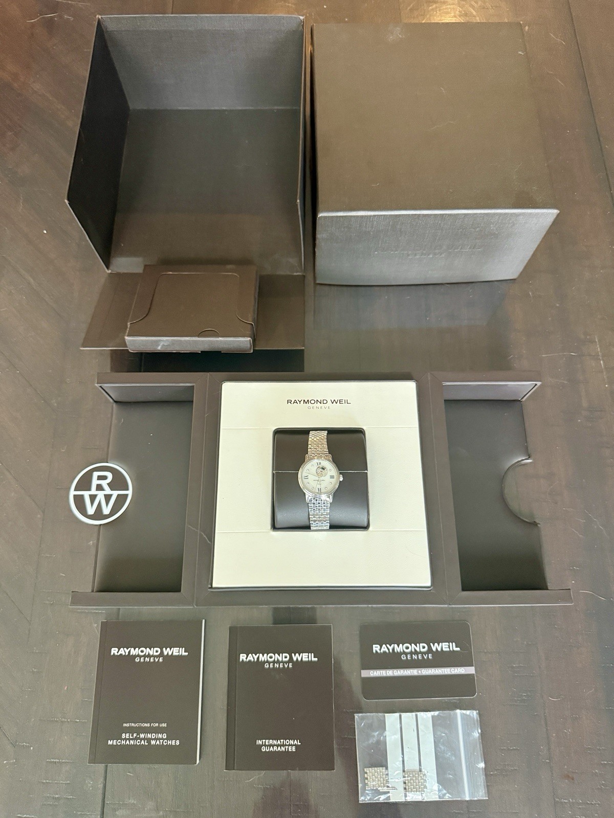 Raymond Weil Maestro 2627-ST-00994 Automatic MOP Diamond Watch Box Papers