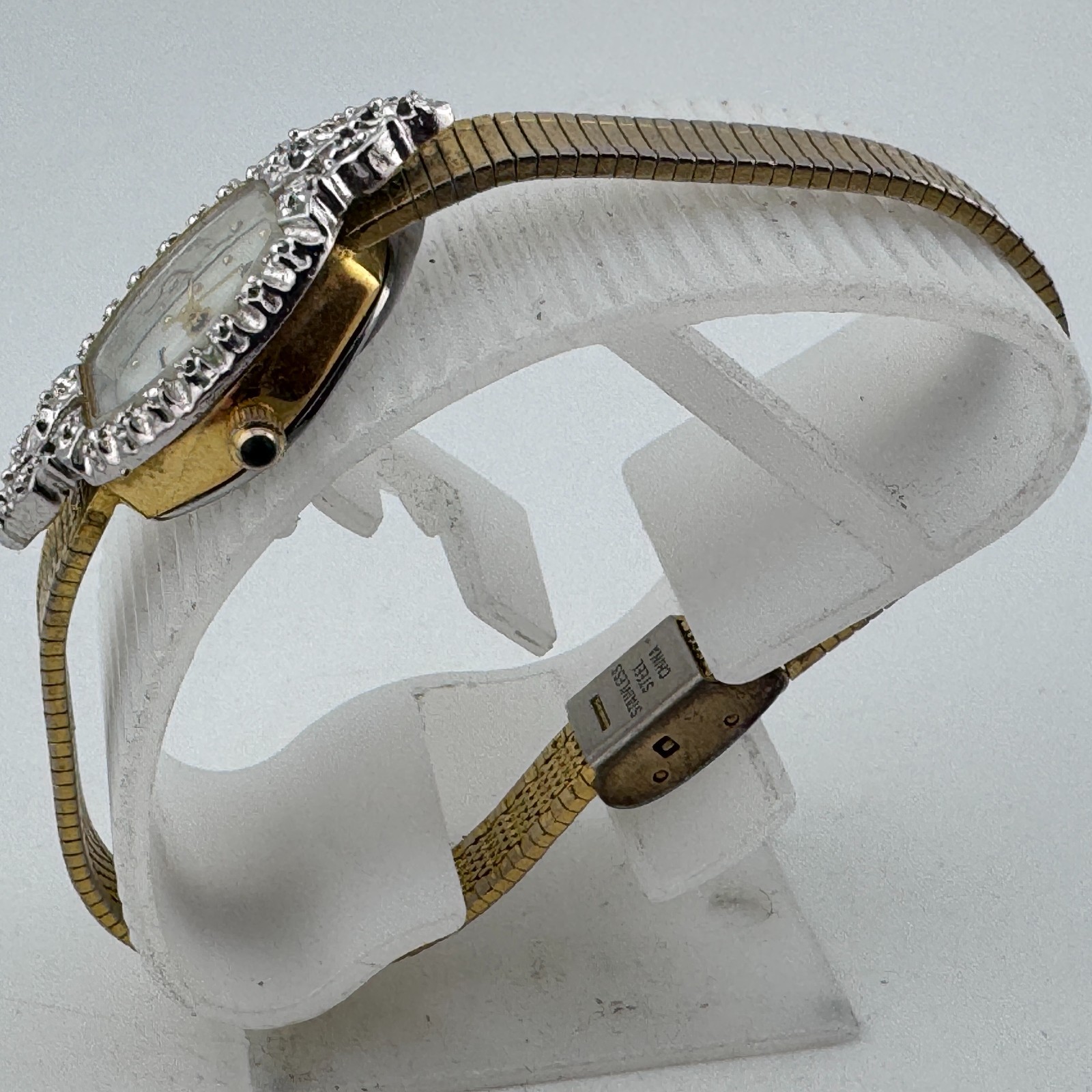 VTG Dufonte Quartz Watch Women Genuine Diamonds Gold Tone Barrel MOP New Battery