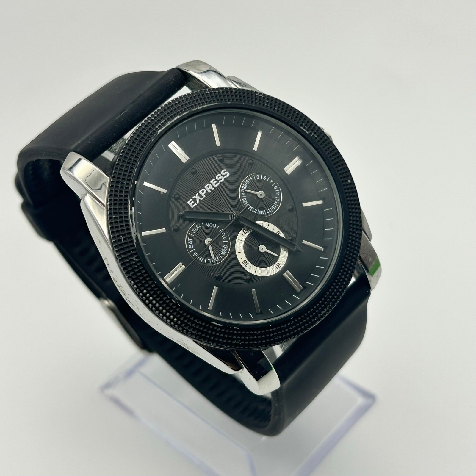 Express Black Silver St. Steel Men’s Analog Watch Working New battery