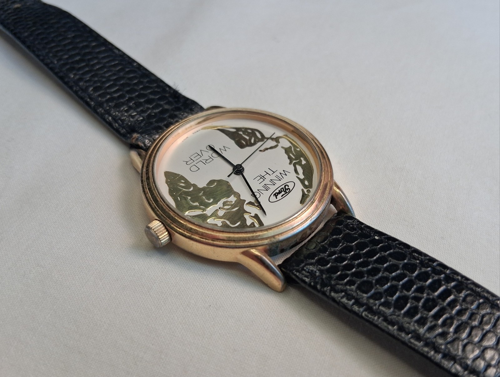 80s FORD MOTOR CO Winning the World Over DEALER WRISTWATCH by RJ Roberts – WORKS