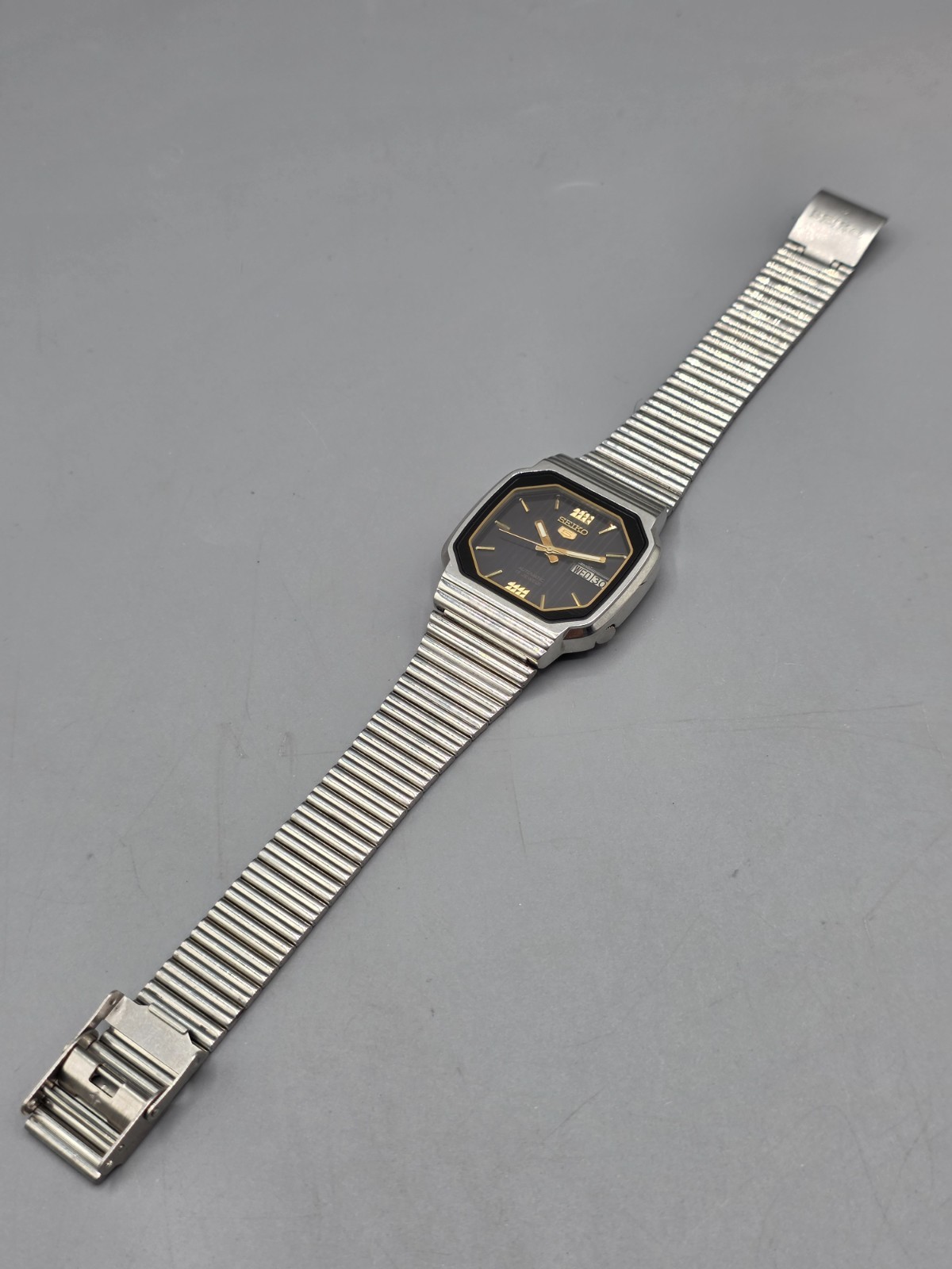 Vintage Seiko 5 Automatic 17 Jewels Octagonal Silver-Tone Case Black Dial Watch