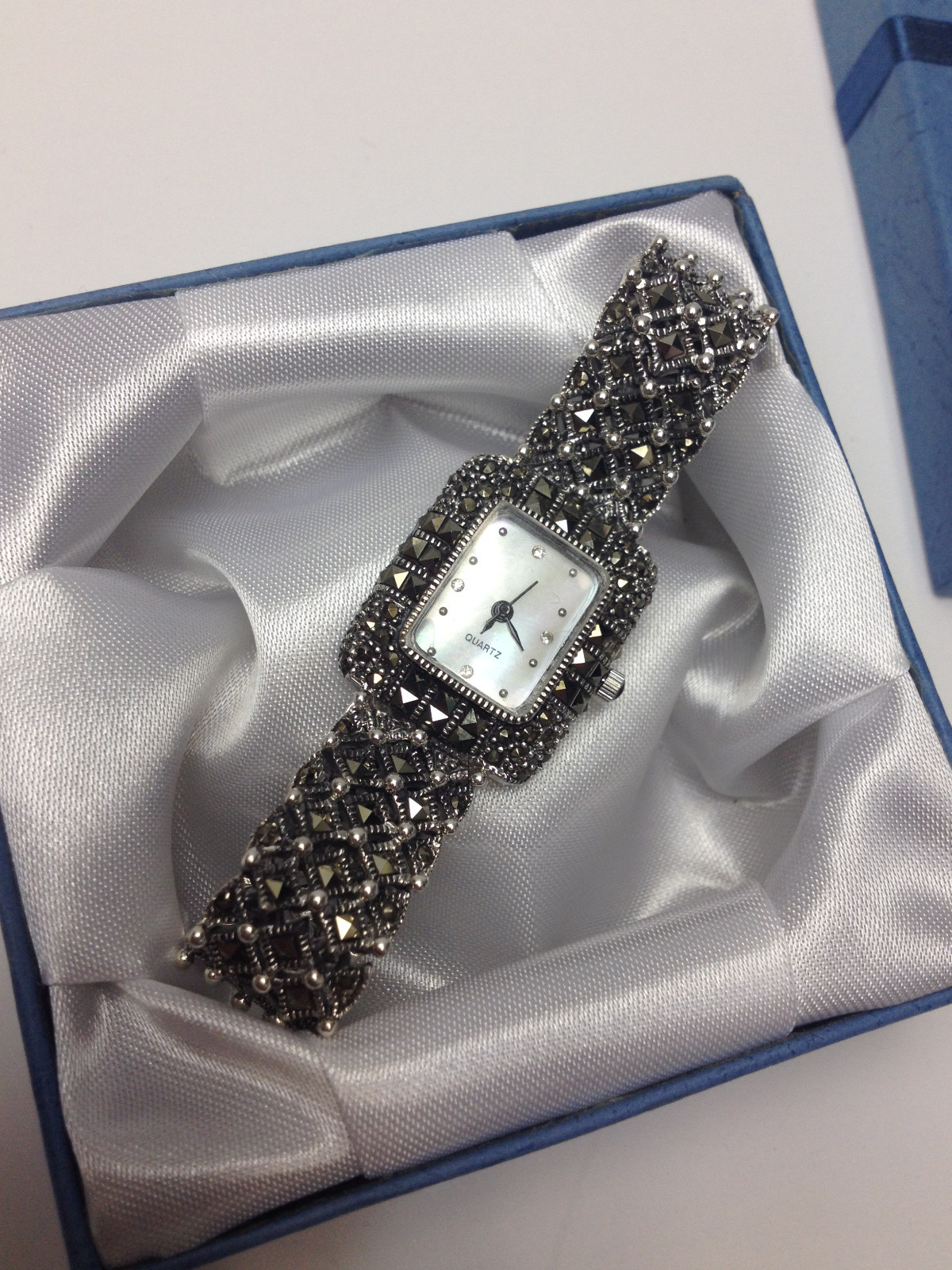 LUXURY 925 STERLING SILVER SPARKLE MARCASITE STONE MOP LADY FANCY BRACELET WATCH