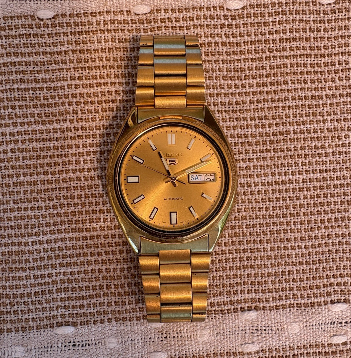 Seiko 5 Automatic Vintage 80s Gold Dial Day-Date 21J 36-39mm Bracelet