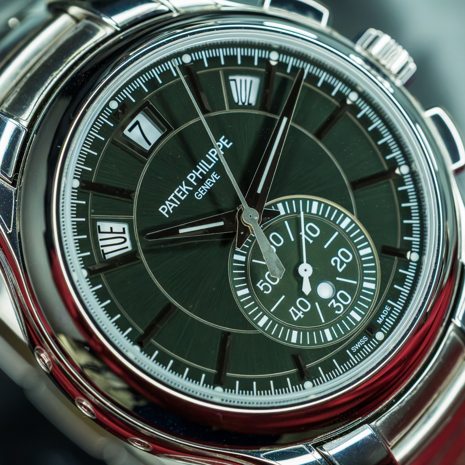 Patek Philippe Annual Calendar Chronograph 5905/1A-001 | Full Set 2024