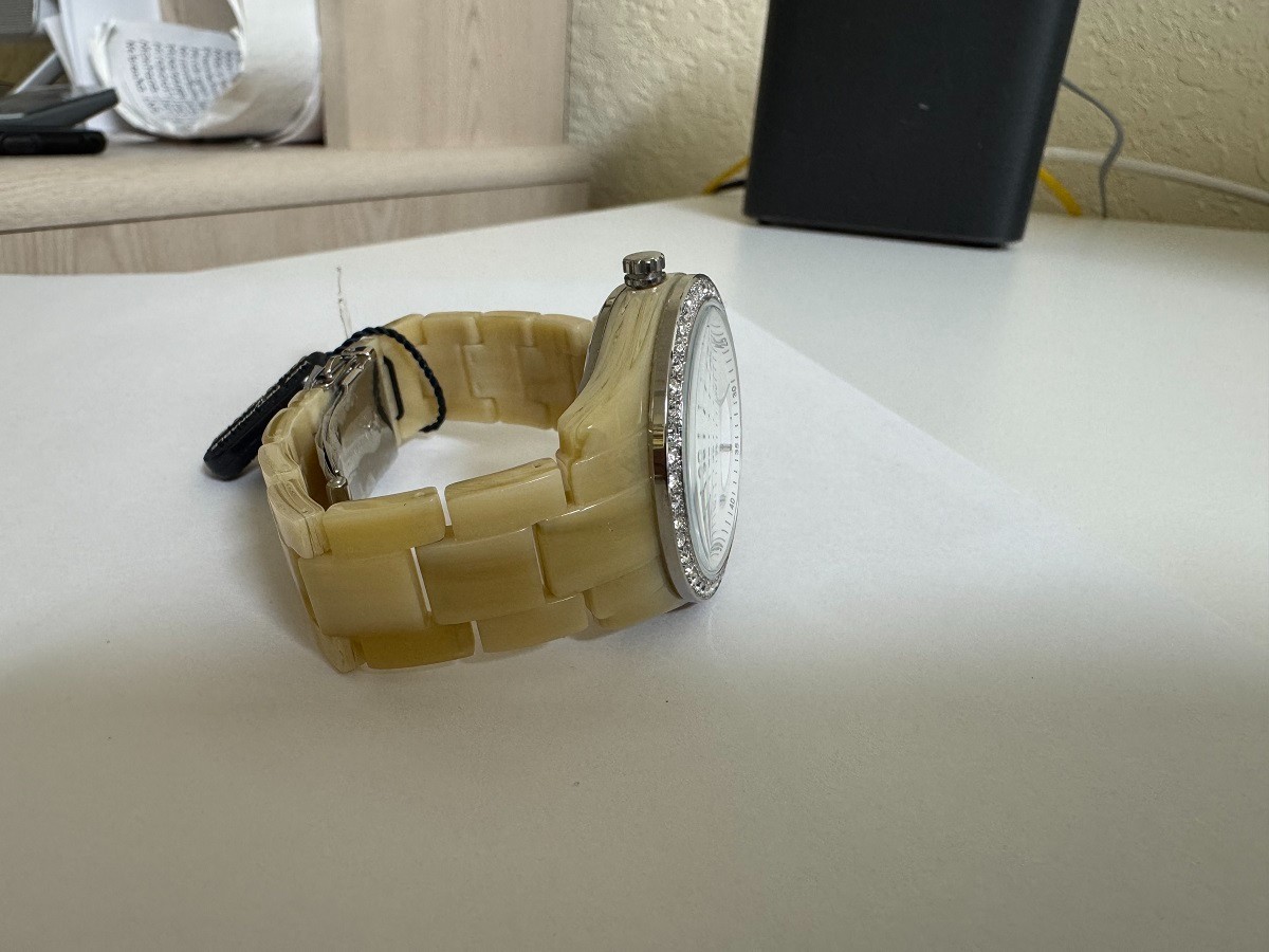 Fossil White Dial Crystals Day Date 24 hours ES-2455 watch 37mm