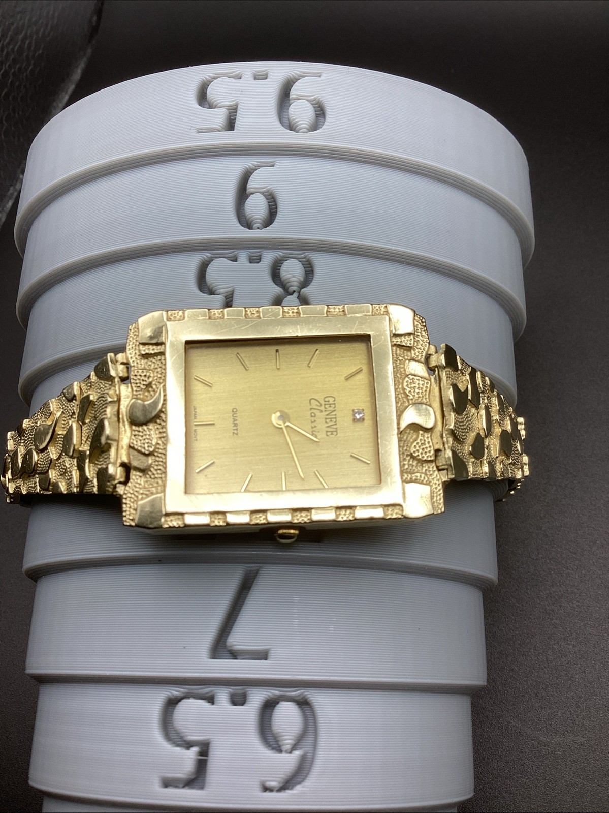geneve 10k gold nugget Watch
