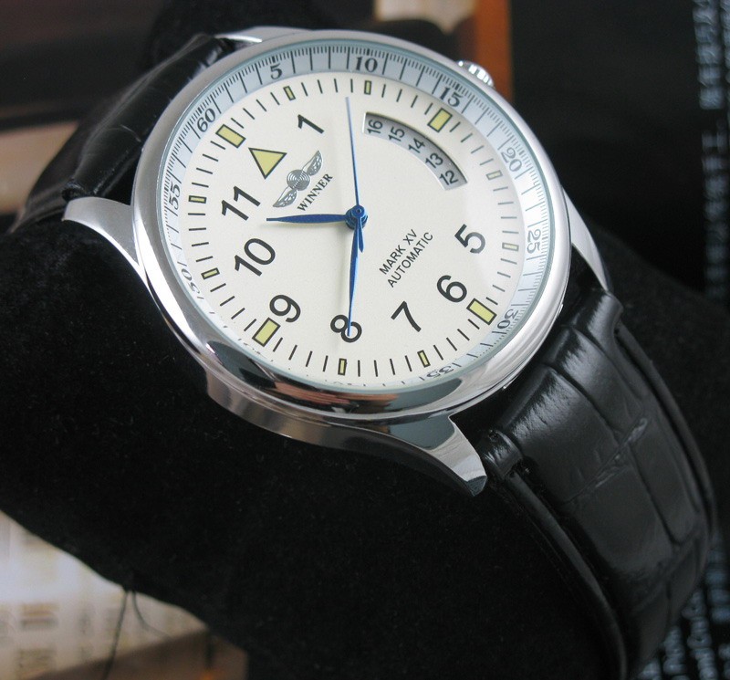Classic Mechanical Sports Watch Self-winding AUTO Date Automatic Watches for Men