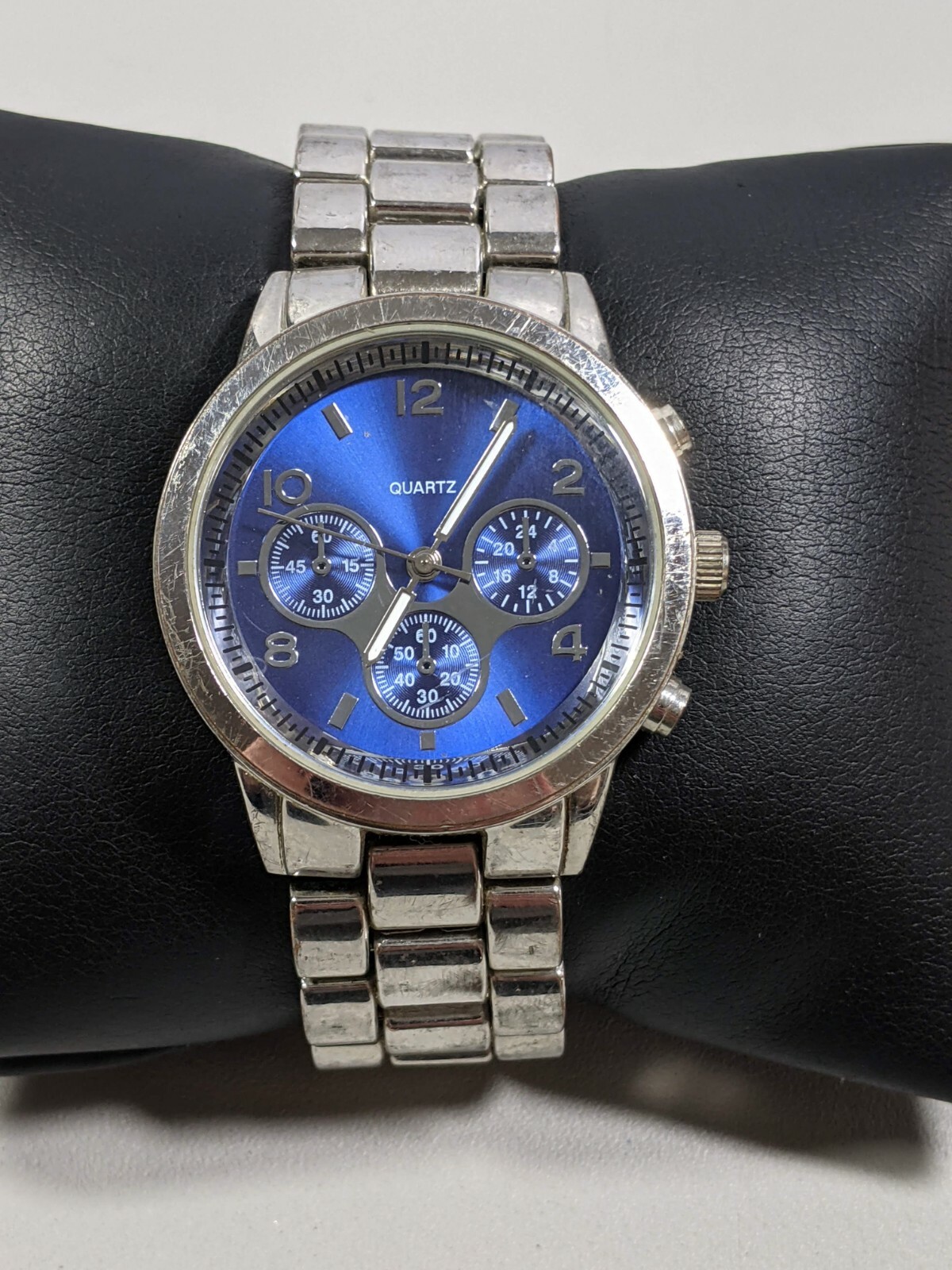Blue Dial Silver Tone Round Case 38 mm Block Style Band Watch 8 Inch