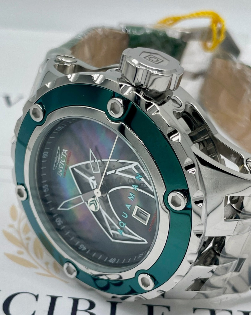 Invicta DC Comics Aquaman Auto Men’s Watch w/ MOP Dial 52mm Green/Steel (43912)