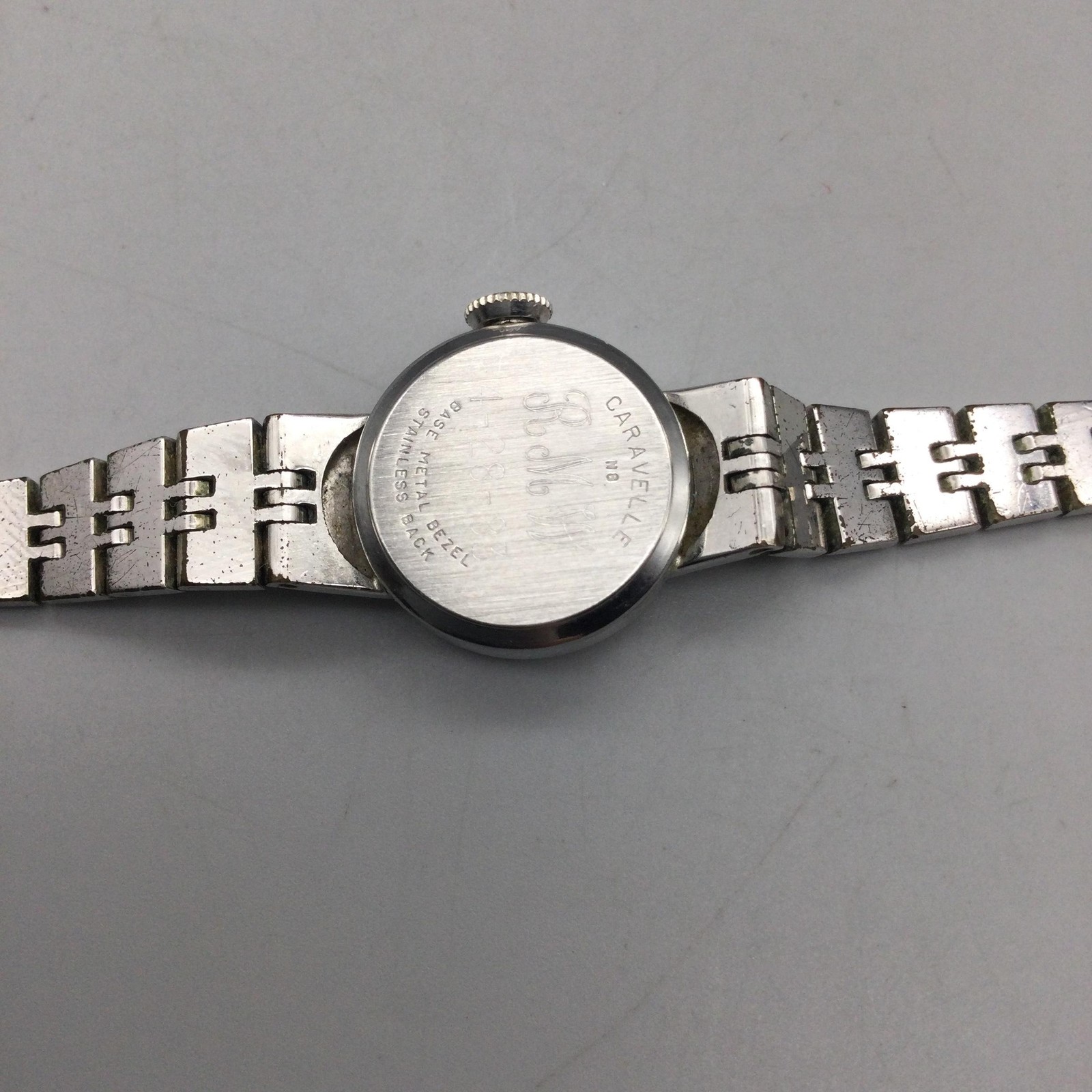 Vintage Caravelle Womens Watch 16mm Cream Dial Silver Tone Bracelet Manual 6.5″