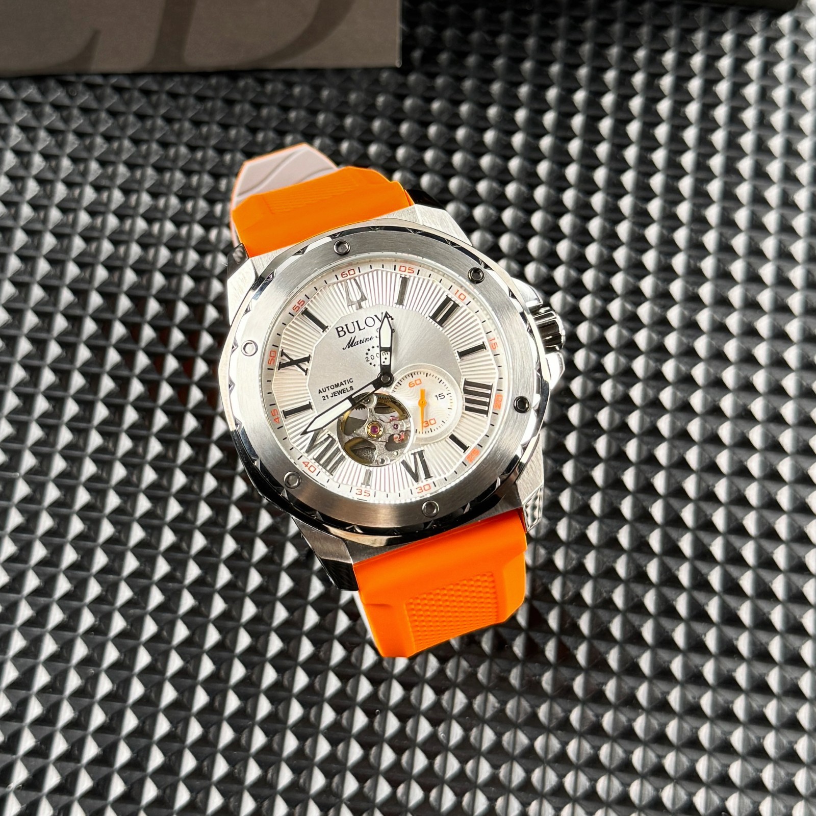 Bulova Marine Star Automatic Silver white Dial 98A226 Men’s Watch 45mm
