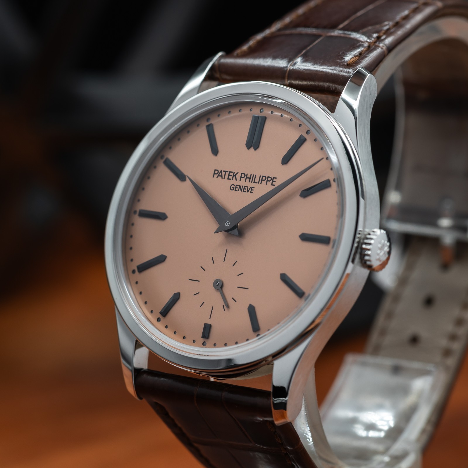 Patek Philippe Calatrava 6196P-001 Platinum 2025 Full Set Salmon Dial