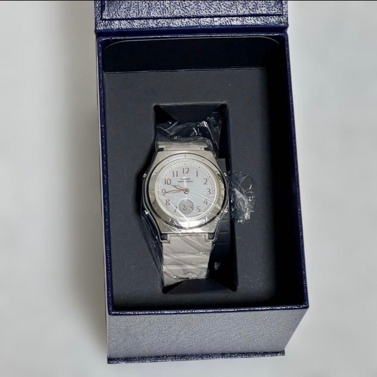 Brand new CASIO wave ceptor LWA M145 radio solar wristwatch