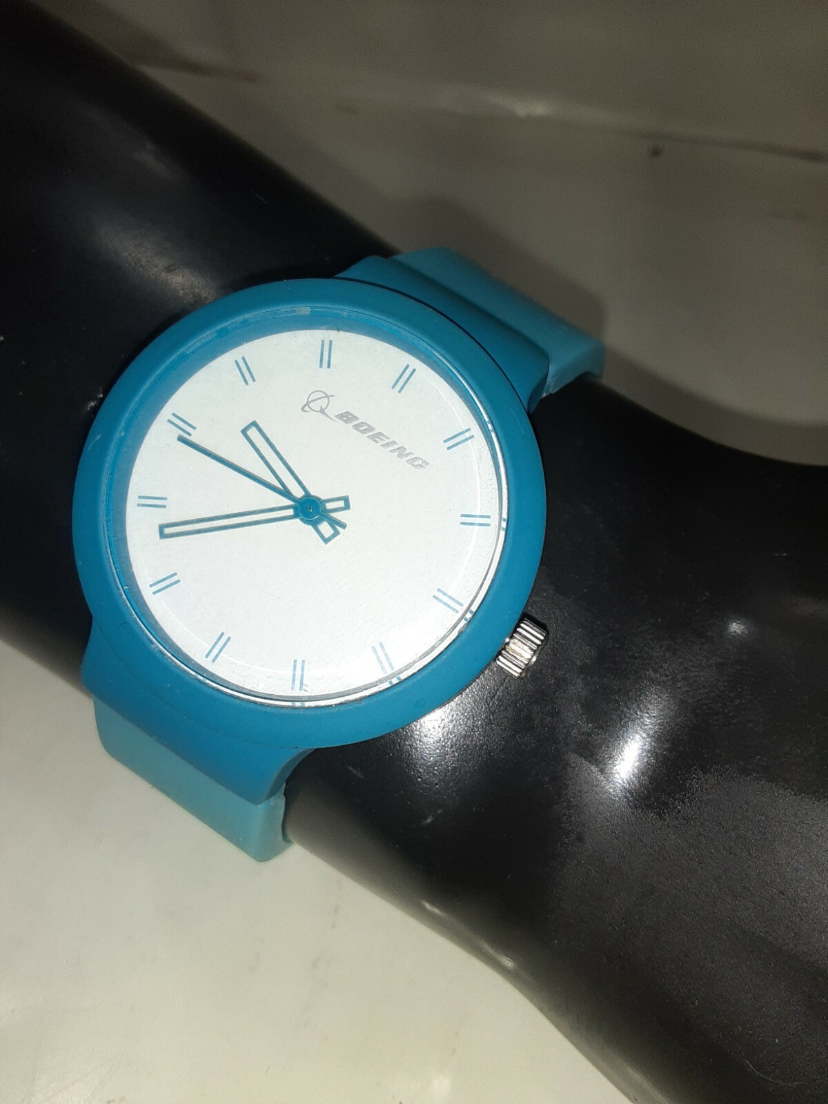 BOEING Quartz Unisex Watch. Blue Silicone Band. Never Worn.