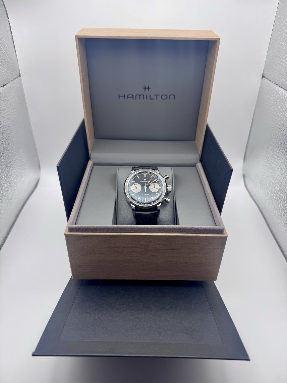 Hamilton Intra-Matic Reverse Panda Chronograph Full Set