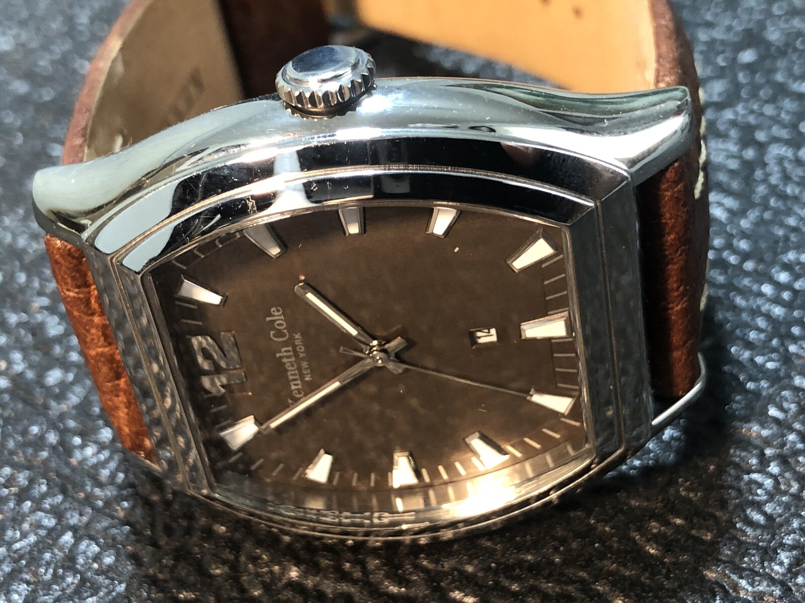 Kenneth Cole Men’s Watch Barrel/Tonneau Shape Bronze Tone Dial 43mm New Battery
