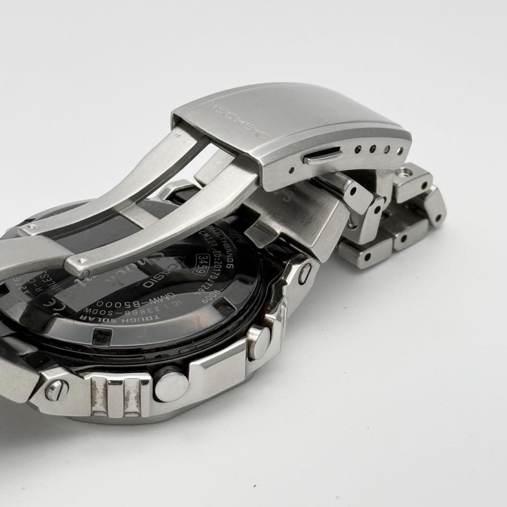 CASIO G-SHOCK GMW-B5000D-1JF Full Metal Solar Bluetooth Watch Digital In hand