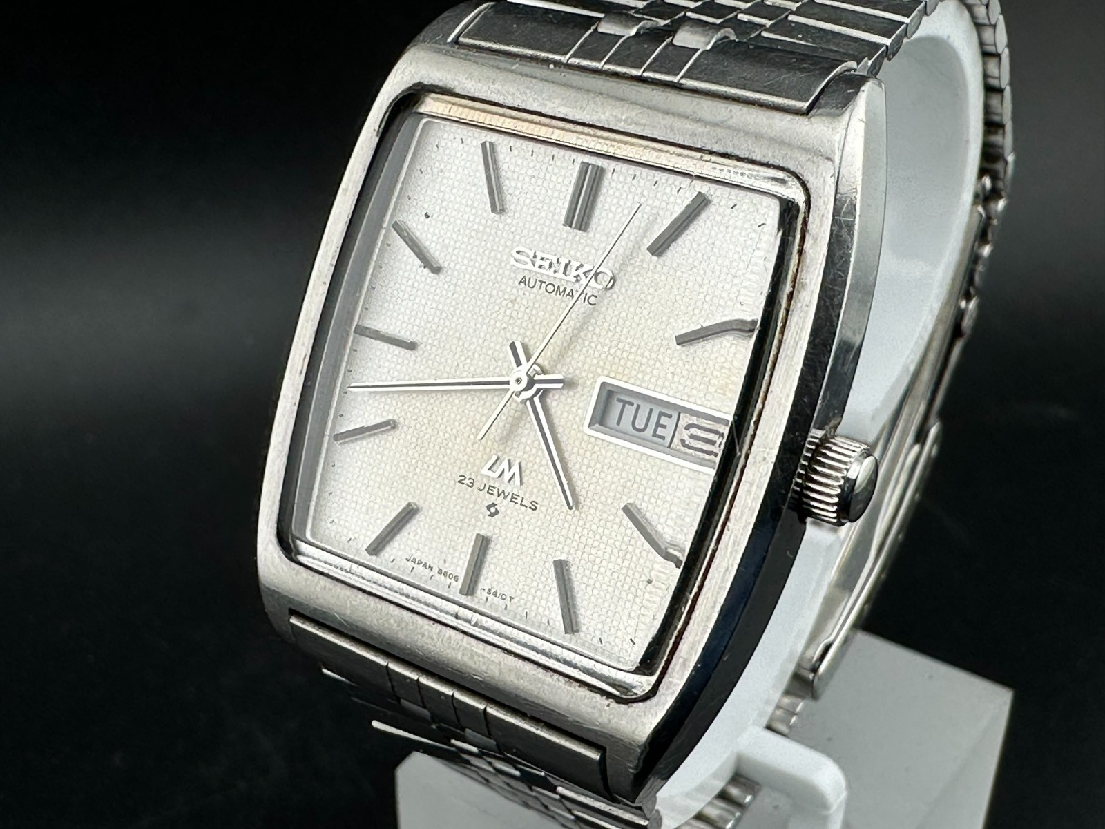 1975 Seiko LordMatic Mens Automatic Day Date Eng/Kanji 32mm Watch 5606-5220