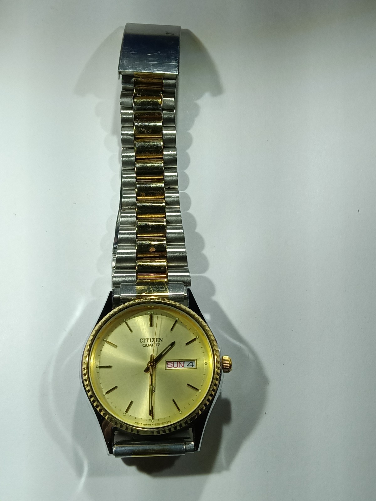Citizen Quartz Men’s Day/Date Watch Gold/Champagne Sunburst Finish Fluted Bezel