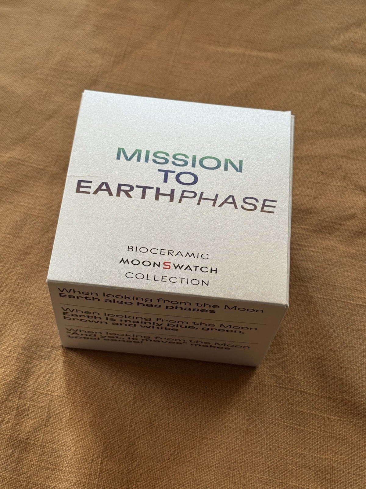 Swatch Mission to EarthPhase Bioceramic MoonSwatch Quartz 42mm Box Papers