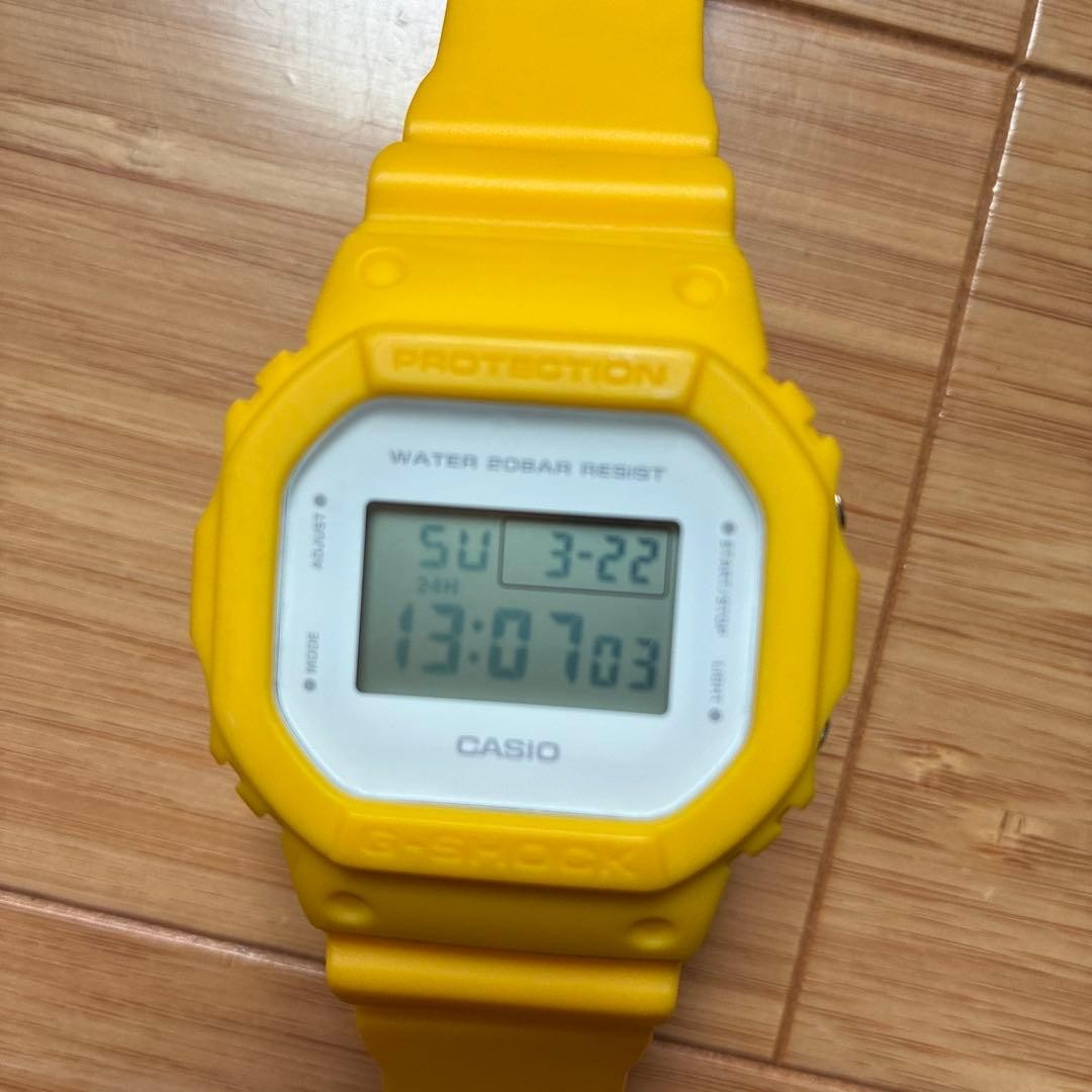 CASIO G-SHOCK DW-5600CU Yellow Digital Quartz Men’s Wristwatch Working Condition