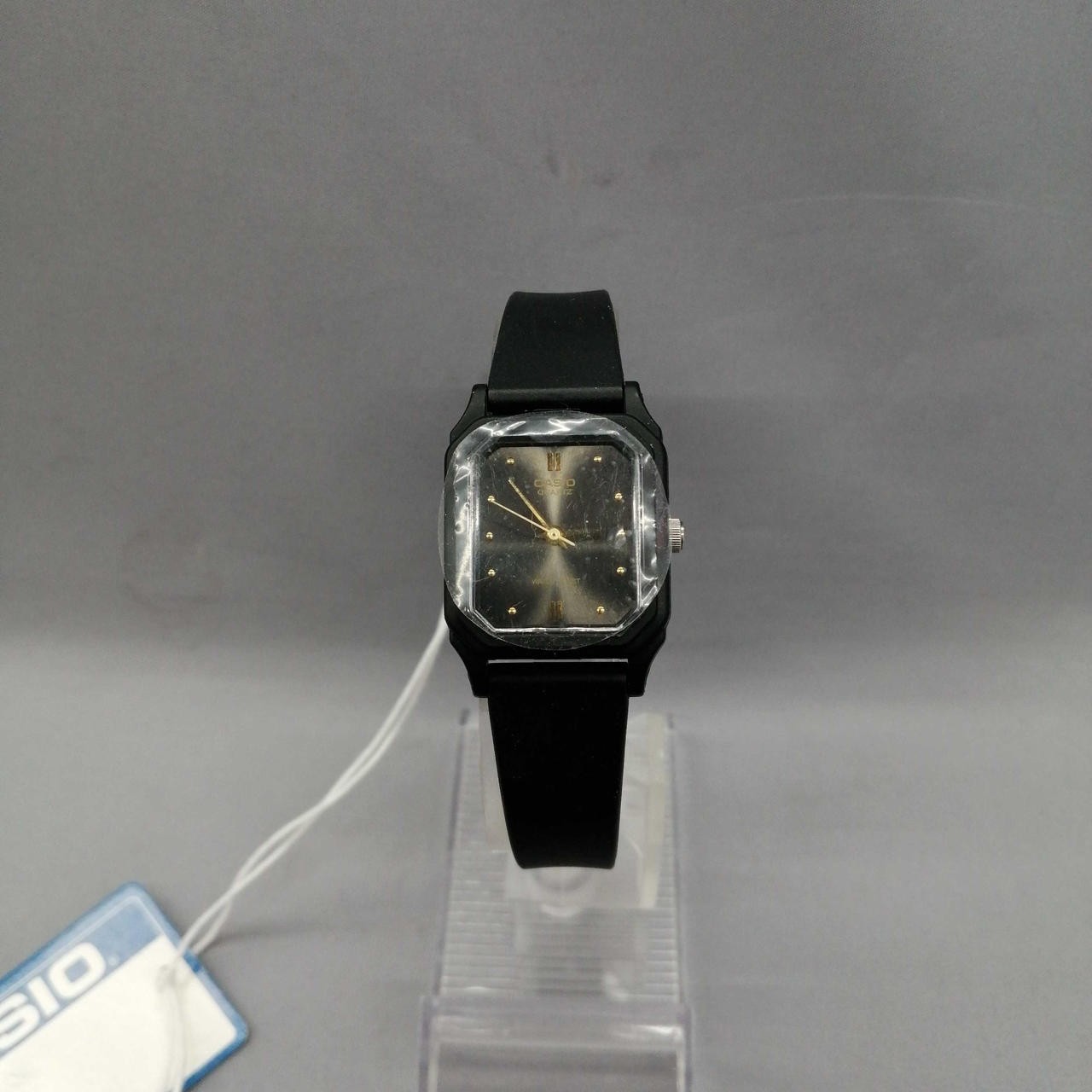 CASIO LQ-142 Watch
